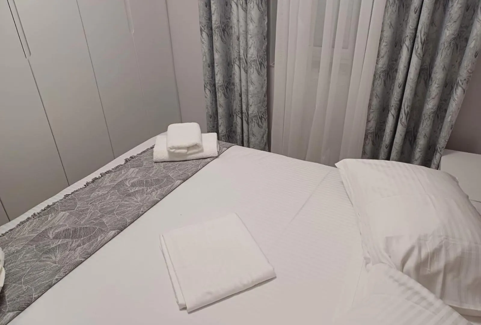 Dafillo Apartments Ksamil